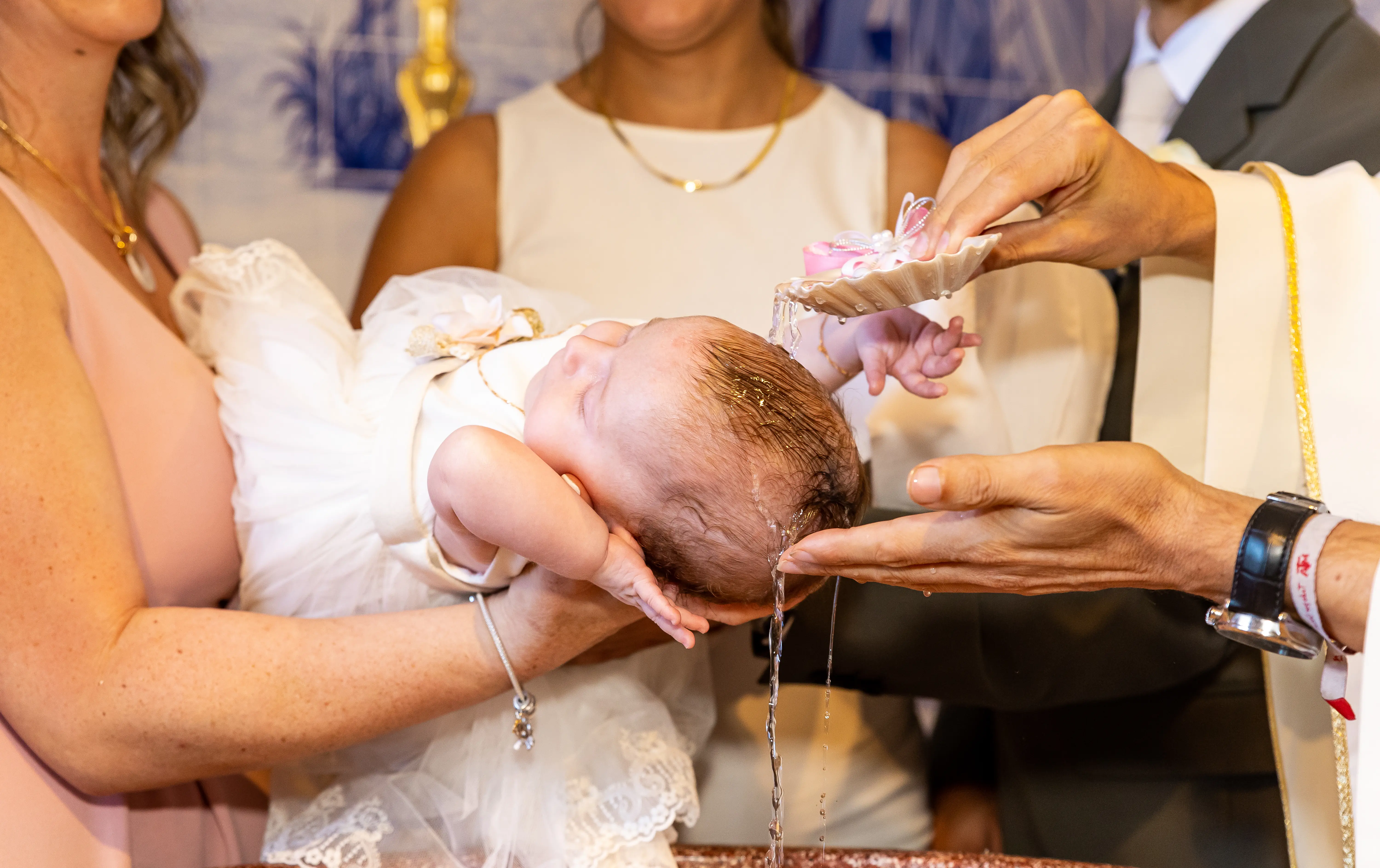 A photo of batizados